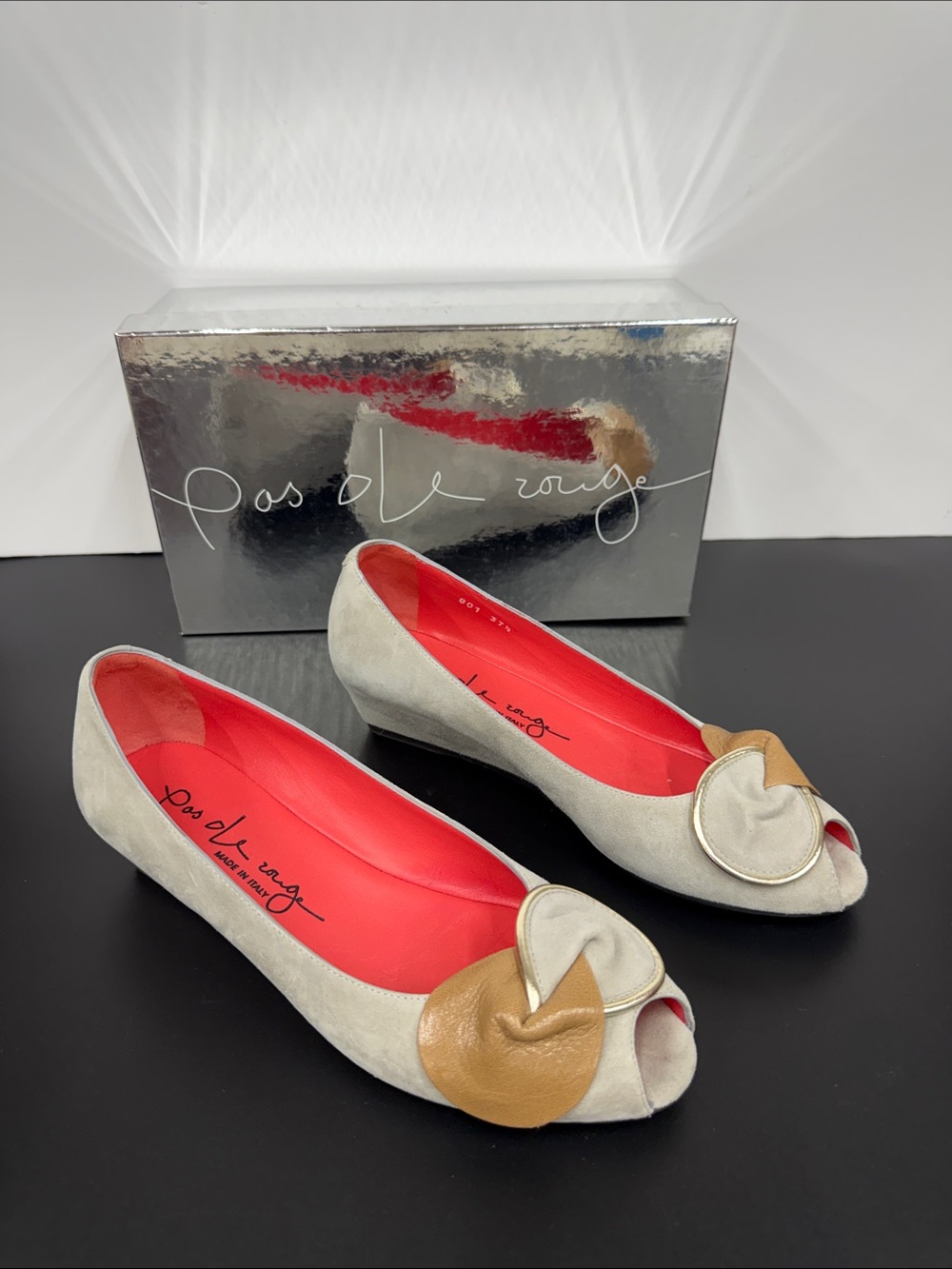 Pas de Rouge Light Gray Suede Peep-Toe Flats with Tan Accent